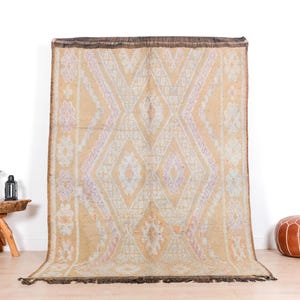 Vintage Moroccan Rug, Authentic Boujad Rug 6x9 ft