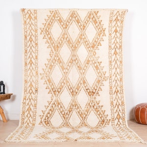 Vintage Beni Ourain Rug, Authentic Moroccan Rug, 5x9 ft