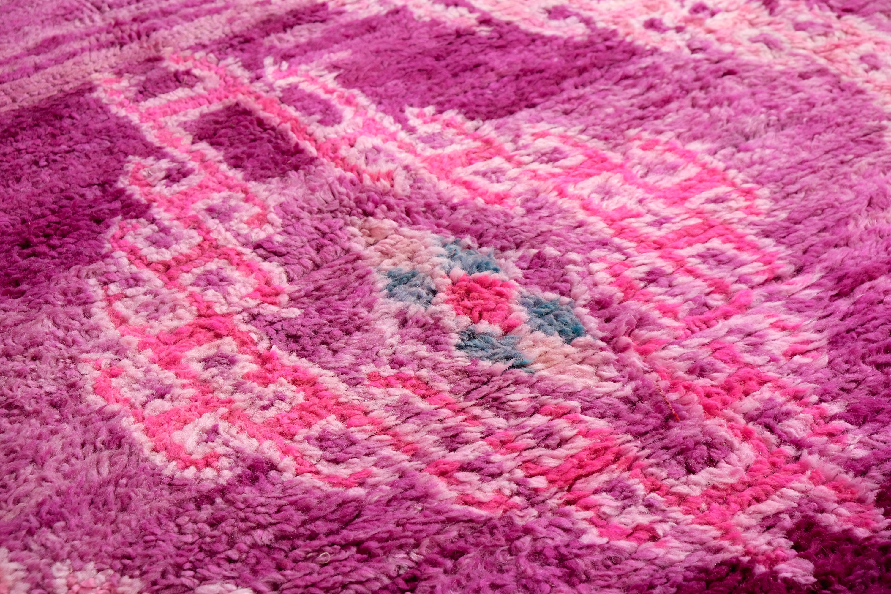 ヴィンテージ モロッコ ラグ、パープル ブジャード ラグ 6 x 9