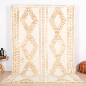 Vintage Beni Ourain Rug, Authentic Moroccan Rug, 6x9 ft