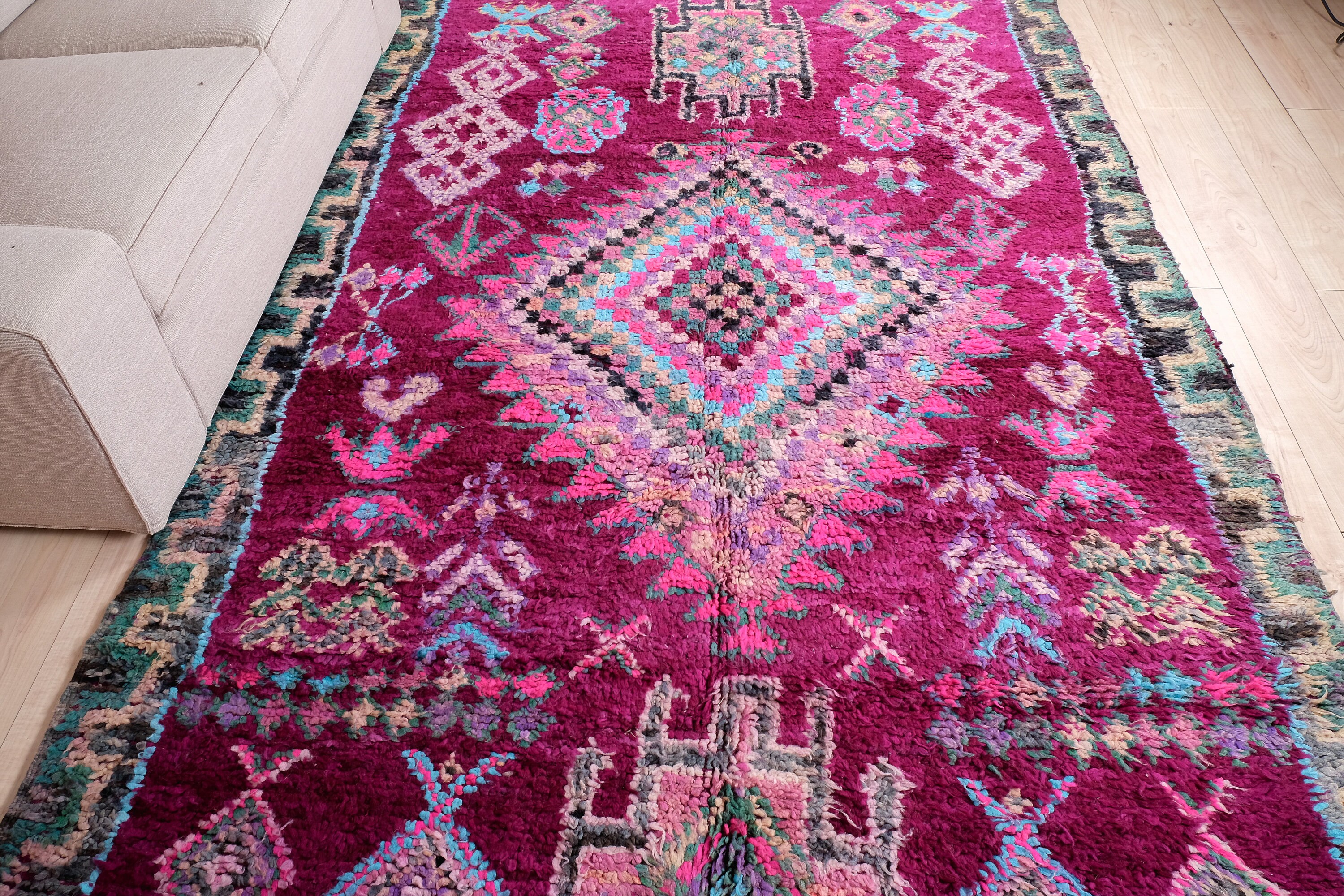 ヴィンテージ モロッコ ラグ、パープル ブジャード ラグ 6 x 12