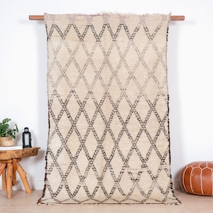 Vintage Beni Ourain Rug 4x7 ft, Beige & Cream Moroccan Rug