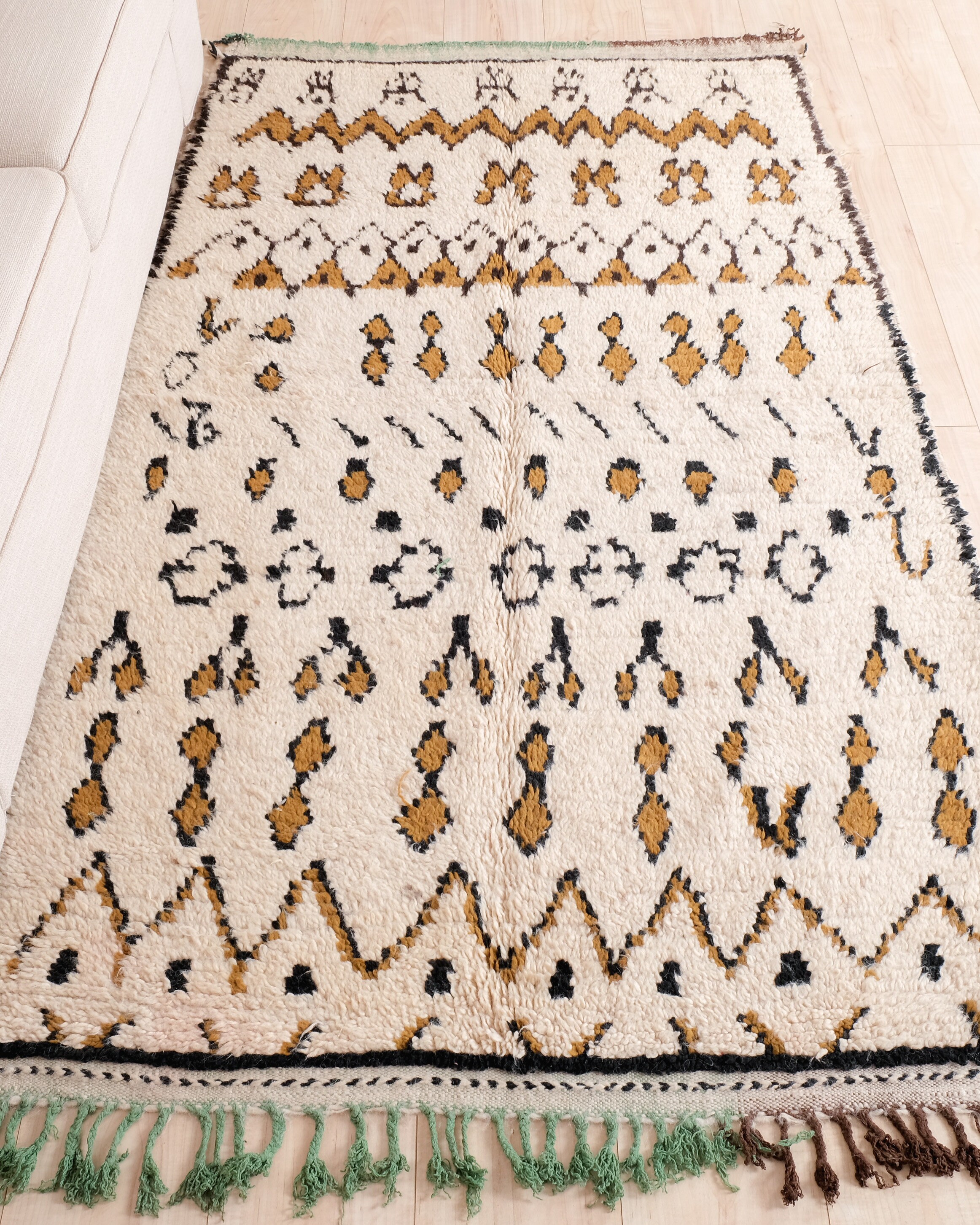 ヴィンテージ Azilal ラグ、ベージュ & クリーム モロッコ ラグ 4 x 7