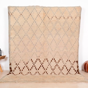 Vintage Boujaad Rug, Authentic Moroccan Rug 7x9 ft