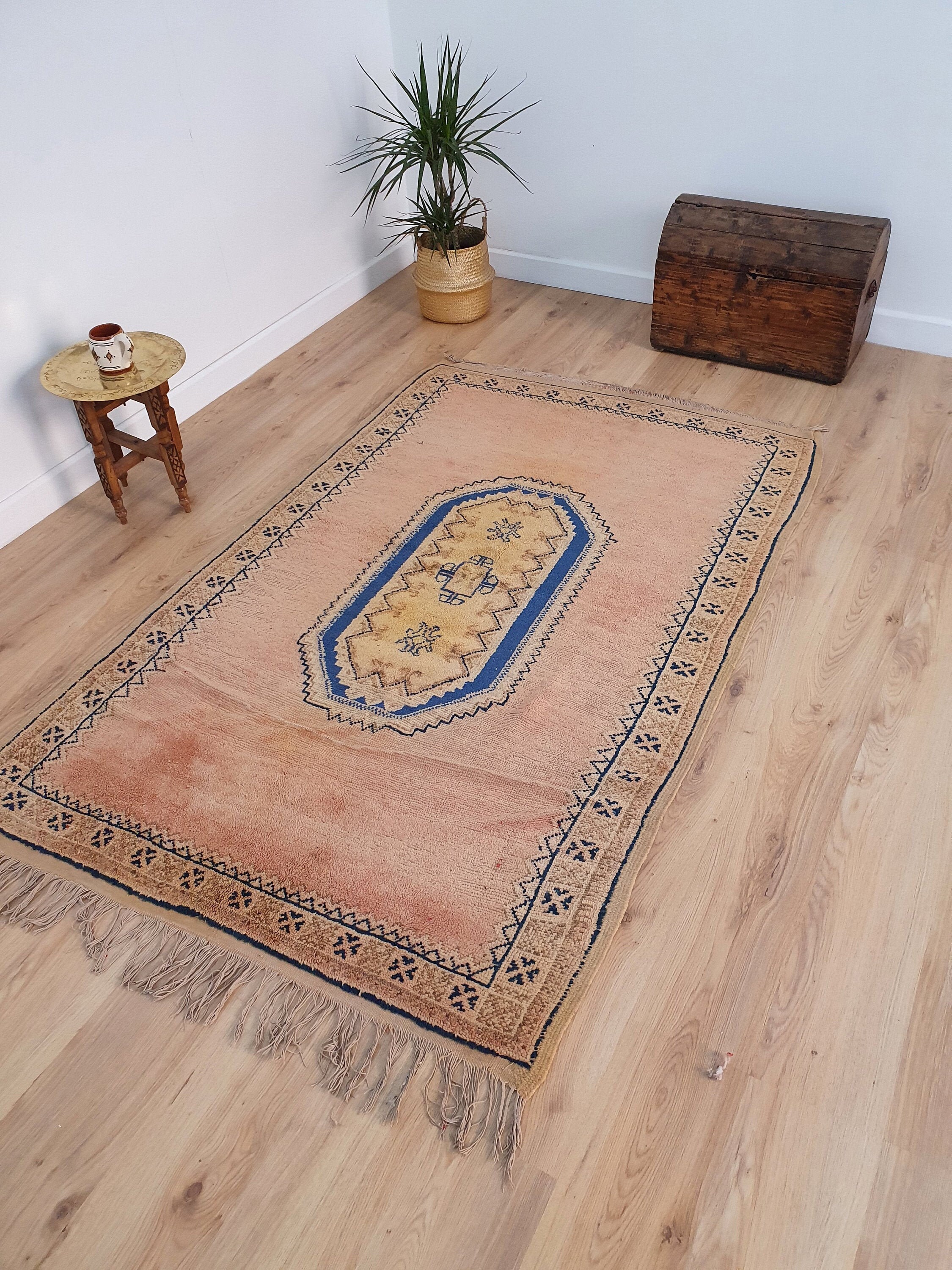 Vintage Moroccan Pink Taznakht Rug 4x6 ft Handmade Moroccan Etsy