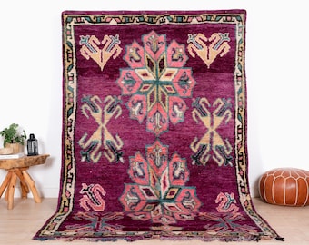 Tapis marocain vintage, tapis Boujaad violet 6 x 9 pi