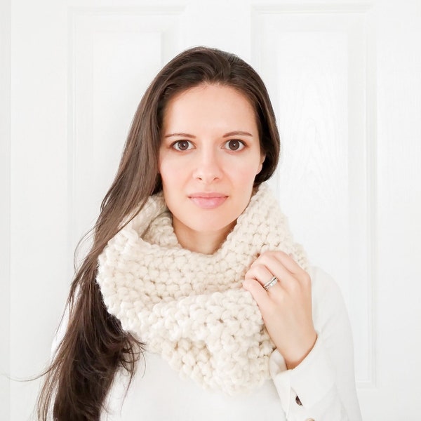 Crochet Neck Warmer | Cowl | Chunky Infinity Scarf | Circle Scarf | Knitted Cowl | Wool Snood