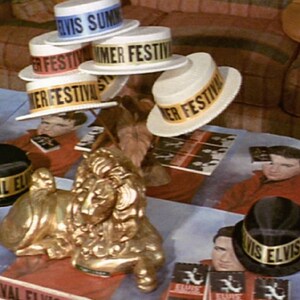 Gold Lion Sculpture. Elvis Presley's Graceland Jungle Room Lion Royal