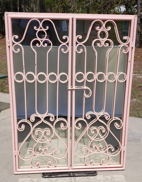 sugerir Autorizar sobresalir Antiguo hierro forjado Scroll Gate Puerta Espejo De Hierro - Etsy España sugerir Autorizar sobresalir Antiguo hierro forjado Scroll Gate Puerta Espejo De Hierro - Etsy España