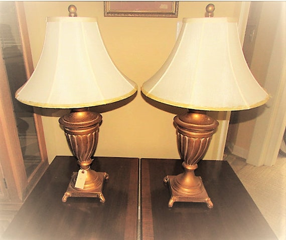 Pair of Urn Shaped Vintage Excelsior Table Lamps. Gold Swirl Metal
