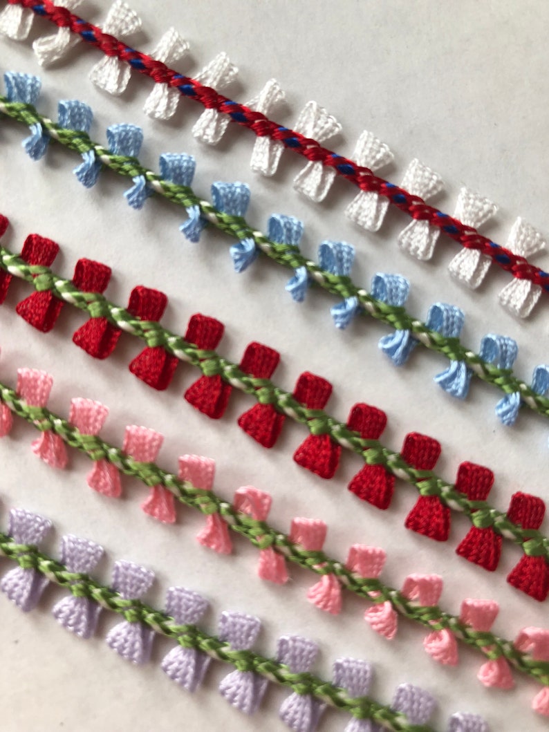 Trims By The Yard Lila Sequin Loop Braid Trim | Gold|1.5" (20 Yard Cut