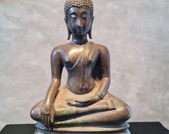 Estatua antigua de Buda de bronce estilo Sukhothai meditando – Mara Vichai Mudra Testigo de la Tierra – Escultura budista tailandesa del siglo XIX