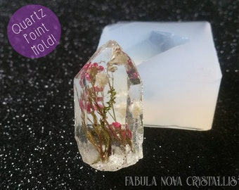 Silicone mold in the shape of a natural crystal, ideal for resin crafts