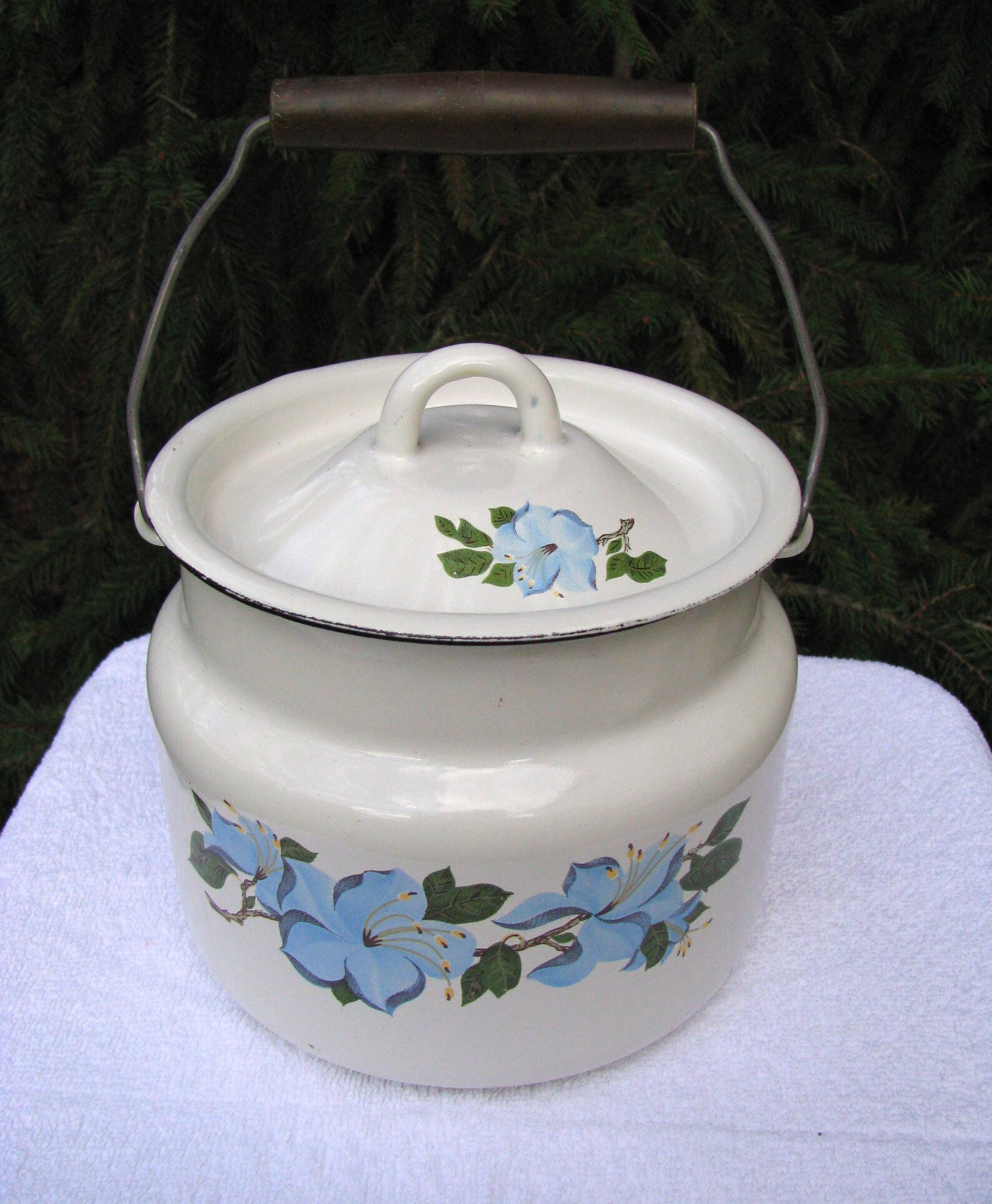 Vintage Enamel Milk Can White Metal Canister With Blue Flowers Etsy