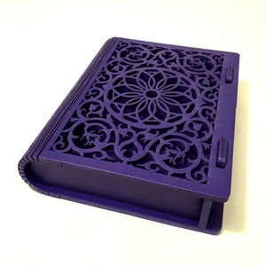 Violet lasergesneden houten mandala-doos Kleurrijke tarotkaartdoos Sieradenopslag Paarse snuisterijdoos met bloemendeksel Heksenaltaar kerstcadeau