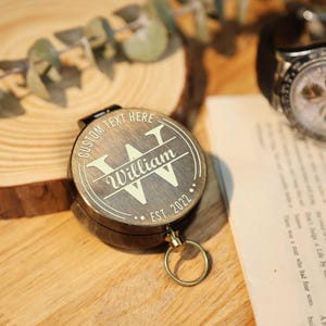 Personalized Engraved Compass, Anniversary Gift for her, Brass Vintage Compass, Wedding Gift Compass for Guests, Valentine&#39;s Day Couple Gift
