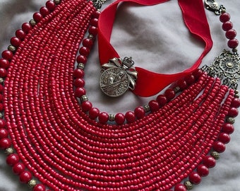 Ukrainische Halskette Folk Rot Ukrainischer traditioneller Korallenschmuck Ethnische Halskette Perlen Ukrainisches Volkskostüm Folklore Kunst Geschenk für Frauen