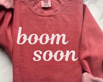 Comfort Colors Boom Soon Sweatshirt | OU Sooners Gameday Crewneck | Oklahoma Football Fan Sweatshirt
