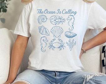 Camiseta "El océano te llama", colores cómodos, camiseta gráfica azul de playa, camiseta para vacaciones costeras, camiseta de crucero, regalo para amantes del océano, camiseta para viaje a la playa