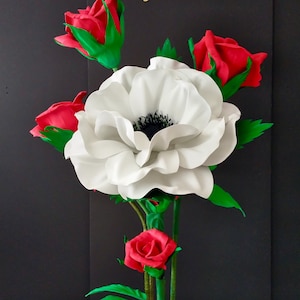 Giant Self- Standing Big Flower Composition / Giant Flowers / Wedding Decor/ Props for photoshoots  / White Narcissus / Salon Decor /Anemone