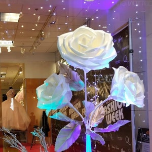 Giant Self- Standing White Roses / Giant Flowers / Wedding Decor/ Props for photo shoots / Large Roses / White Rose / Salon Decor / Rose