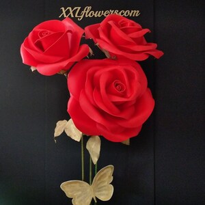 Giant self-standing Bright Red Roses / Props for photo shoots / Luxury Foam Flowers / Large Flowers / Giant Flowers / Salon Decor / Wedding
