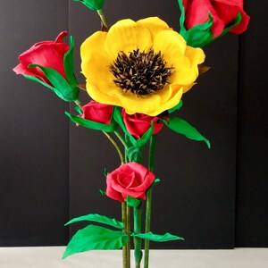 Giant Self- Standing Big Flower Composition / Giant Flowers / Wedding Decor/ Props for photoshoots  / White Narcissus / Salon Decor /Anemone