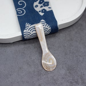 Handmade Mother of Pearl Caviar Spoon, Shell Utensil Oyster Caviar Spoon, Black Caviar Set, Sugar Coffee Scoop, Rose Gold Wave Pearl Spoon