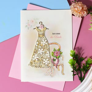 Carte de Quilling Here Comes The Bride, carte de mariage heureux, shower de mariage, carte de félicitations, future mariée, carte de fiançailles artistique pour elle