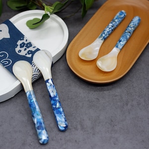 Handmade Mother of Pearl Caviar Spoon, Caviar Spoon with Blue Pearl Handle, Black Caviar Spoon, Golden Oyster Caviar Spoon, Shell Utensil