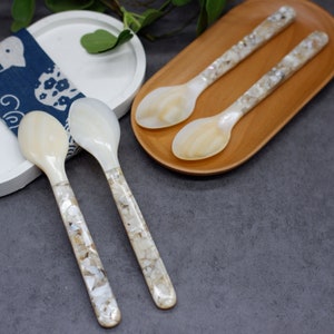 Handmade Mother of Pearl Caviar Spoon, Caviar Spoon with Light Brown Pearl Long Handle, Shell Utensil Oyster Caviar Spoon,Black Caviar Spoon