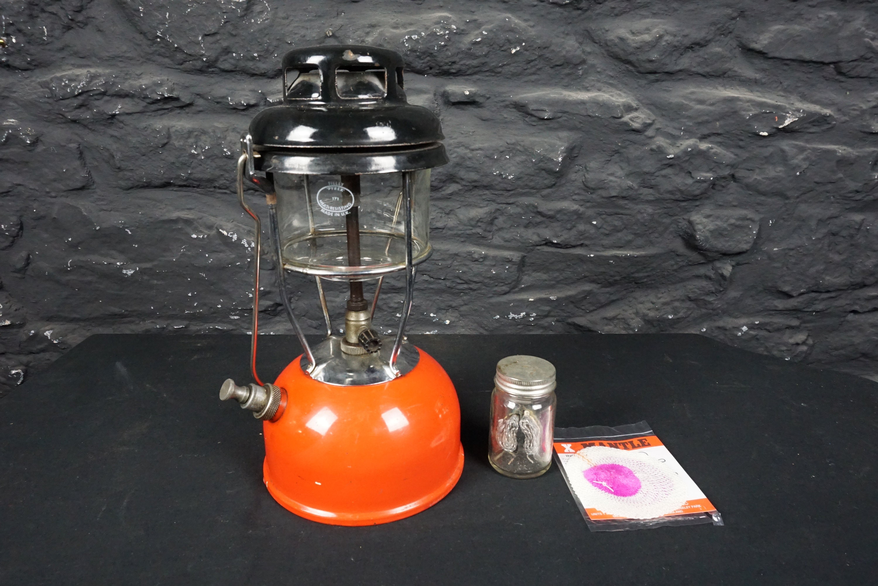 Oil Lamp Wick, Flat Cotton, 1 1/4 Inches or 32mm Wide. British Made for Use  in Kerosene, Oil Lamps, and Paraffin Heaters 