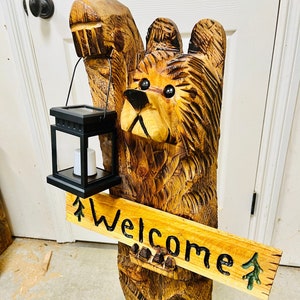 3ft cedar carved bear on stump with solar lantern and welcome sign *FREE SHIPPING*