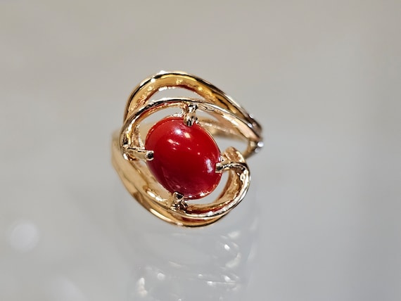 14k Yellow Gold 9 X 7mm Red Carnelian Oval Cabochon Ring