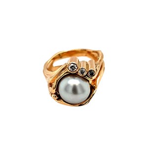 14k Yellow Gold, Pearl and Diamond Designer Ring. Size 6.25