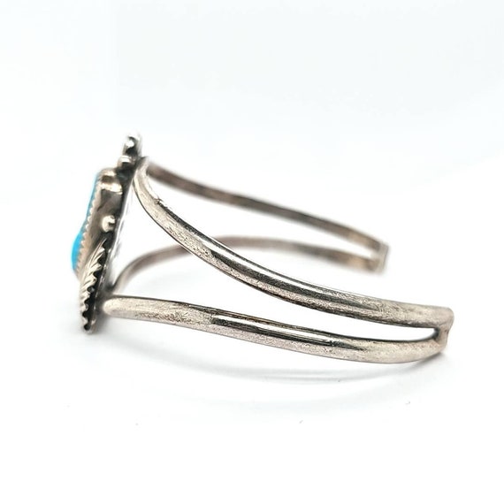 Museum Vintage Navajo 'Treasure Nugget' Turquoise Native American Jewelry Silver Bracelet Museum Vintage Navajo 'Treasure Nugget' Turquoise Native American Jewelry Silver Bracelet