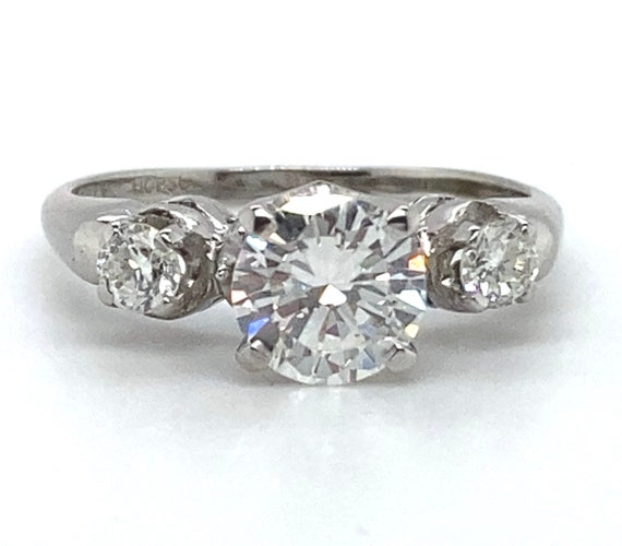 Circa 1950, a 14k white gold and diamond three st… - image 1