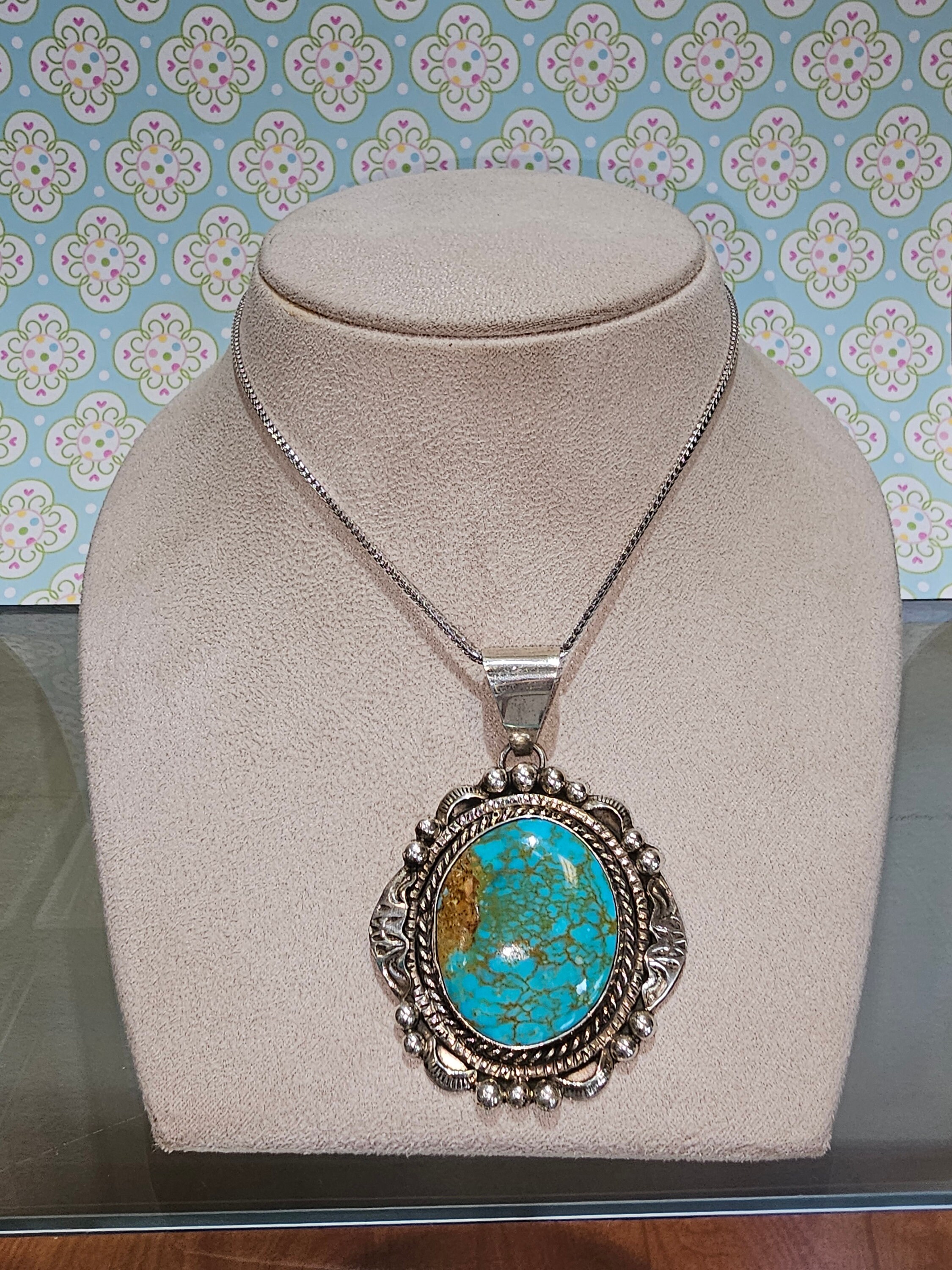 High Grade Old Deposit Royston Turquoise Vintage Navajo Native American Jewelry Silver Bracelet High Grade Old Deposit Royston Turquoise Vintage Navajo Native American Jewelry Silver Bracelet