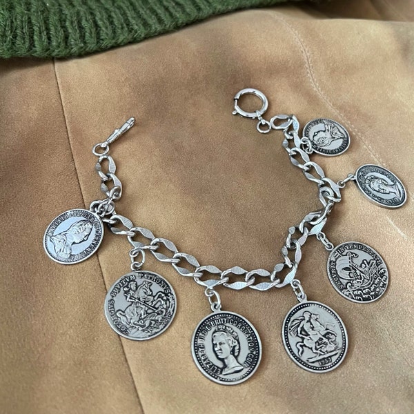 7 Münzen Charivari - heilige Georg Patron, Maria Theresia, Elisabeth II Krönungsmünze Charivari - Oktoberfest vintage Trachtenschmuck