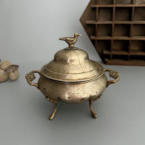 Antique cauldron with handles - Incense bowl - Wiccan Pagan Witch - Wiccan altar tools
