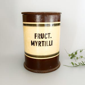 Antique Apothecary Box FRUCT MYRTILLI German Pharmacy Jar 7.5” Paper Mache Wood Pharmacy Lidded Jar Witch Apothecary Vintage Pharmacy Decor