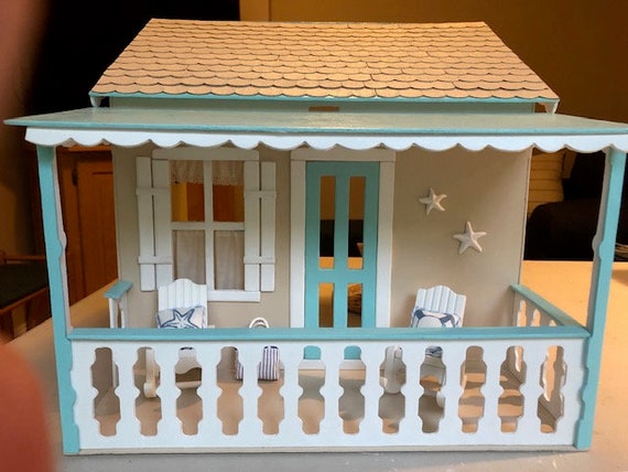 beach dollhouse