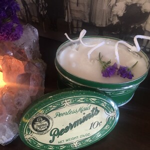 Peermints Vintage Tin Candle - Double Wick - Egyptian Musk and Vanilla