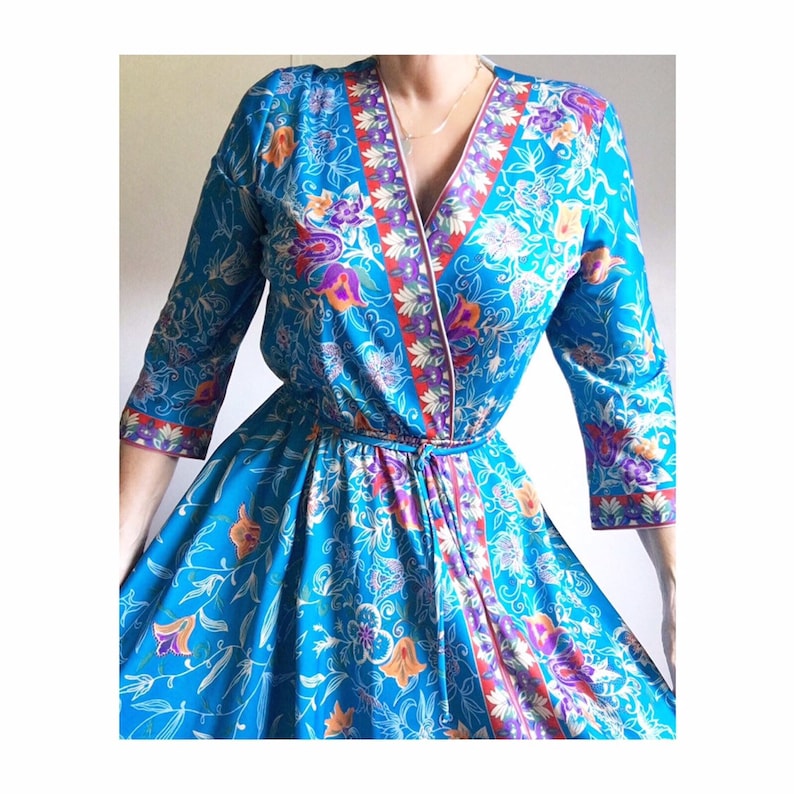 Vintage 70s Gorgeous Colorful Bohemian Day Dress W Matching Belt Montgomery Ward
