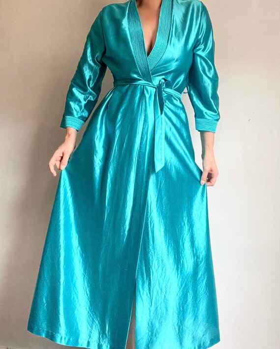 Vintage 80s Emerald Green Satin Night Robe doing … - image 4