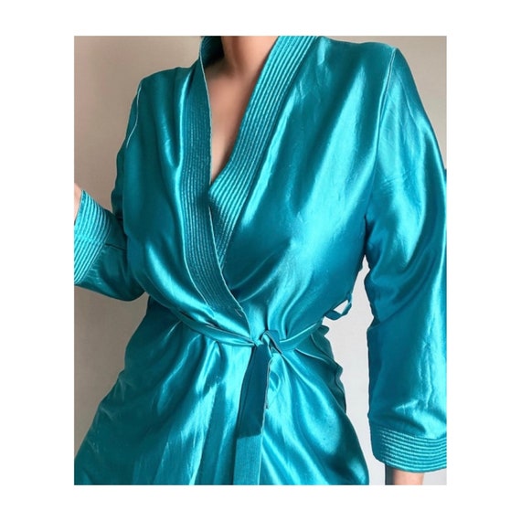 Vintage 80s Emerald Green Satin Night Robe doing … - image 2