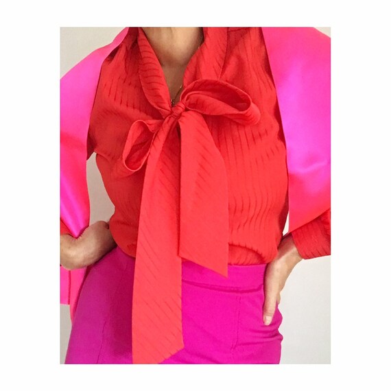Vintage 70s Lipstick Red Pussybow Necktie Office O