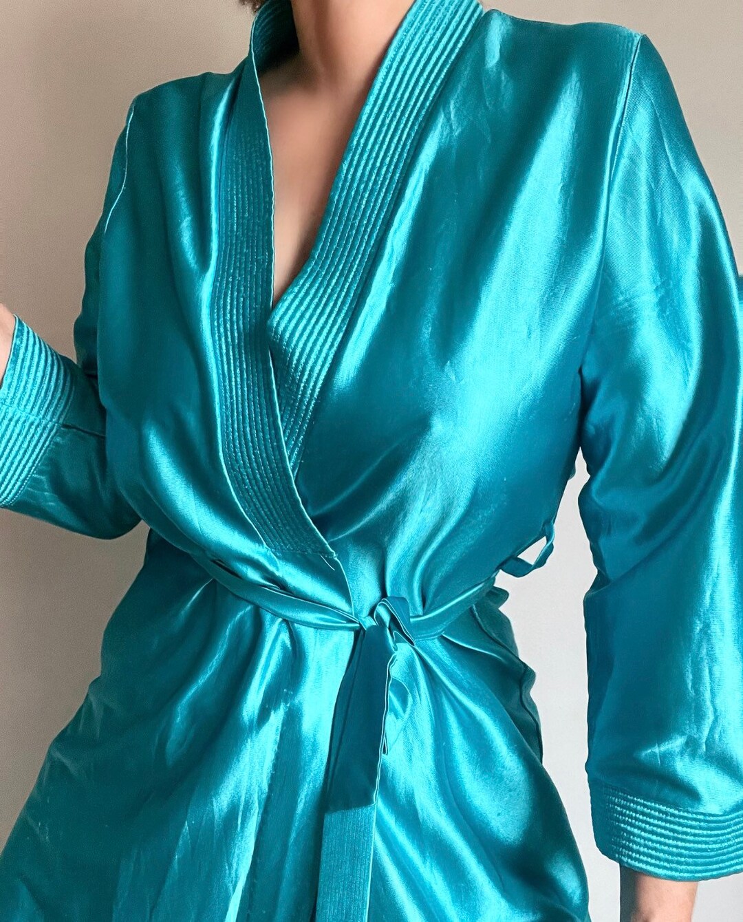 Vintage 80s Emerald Green Satin Night Robe Doing 50s Etsy