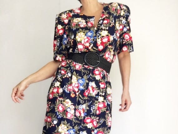 Vintage 80s Bright Floral Print Classic Secretary