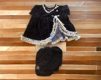 Vintage bebé o muñeca vestido fiesta de lujo iglesia cumpleaños cubierta de pañal de terciopelo negro